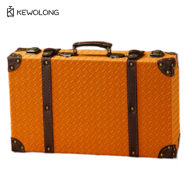 Retro Vintage Trunk Suitcase - صندوق تخزين على شكل حقيبة سفر