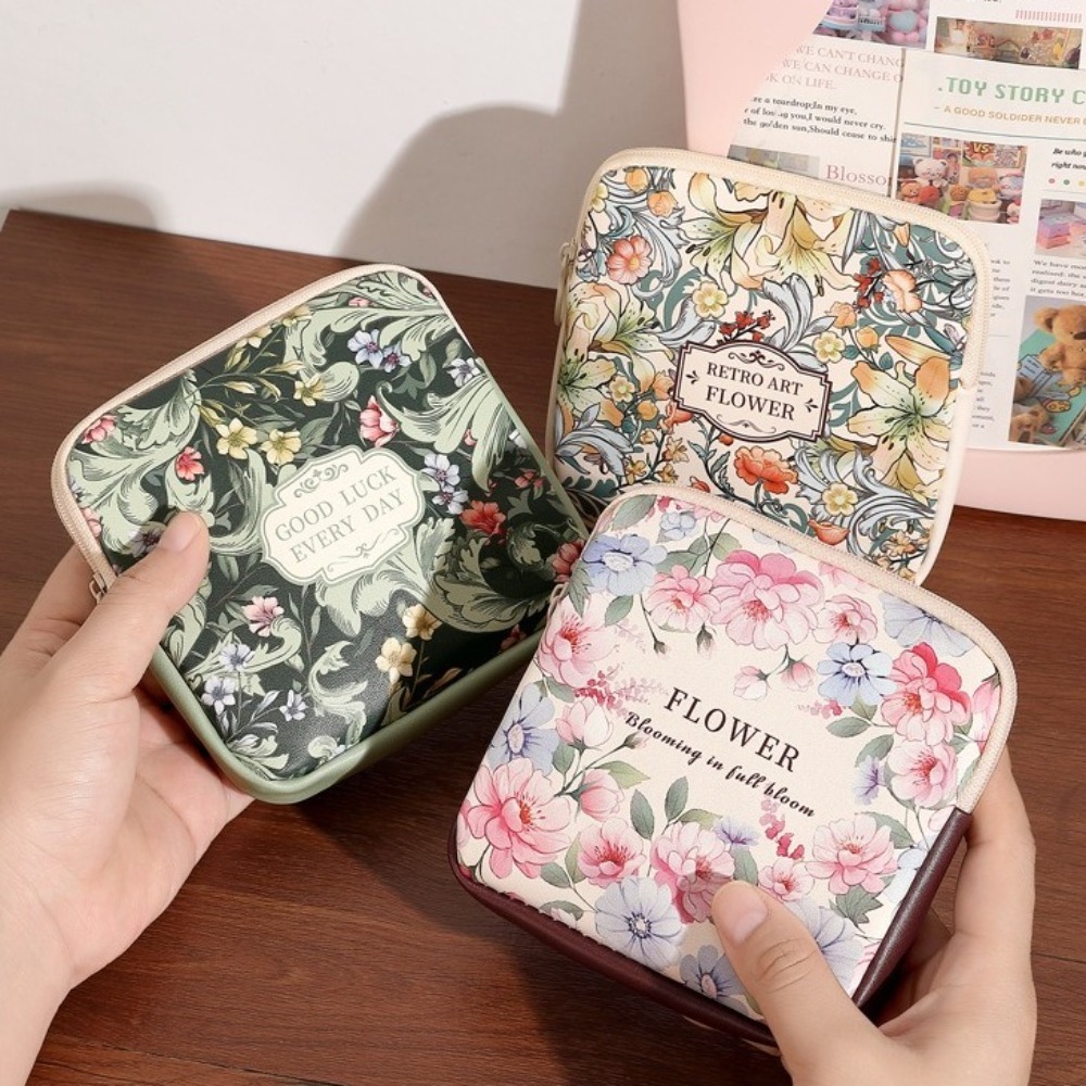 Cosmetic Bags - حقيبة جديدة من البولي فينيل كلوريد