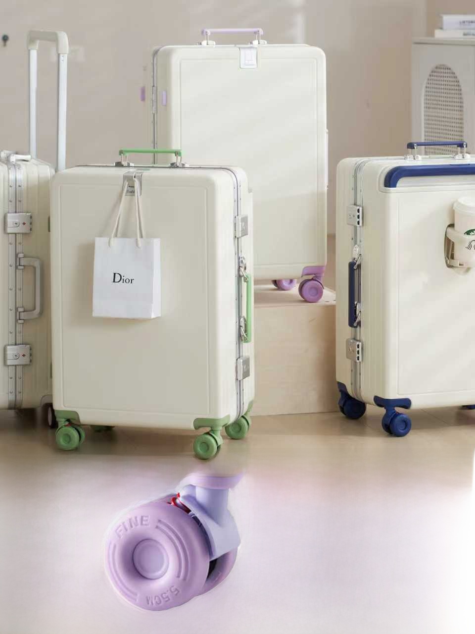 حقيبة سفر جديدة كبيرة السعة بإ - مراجعة Aluminum Frame Carry On Luggage وسعره
