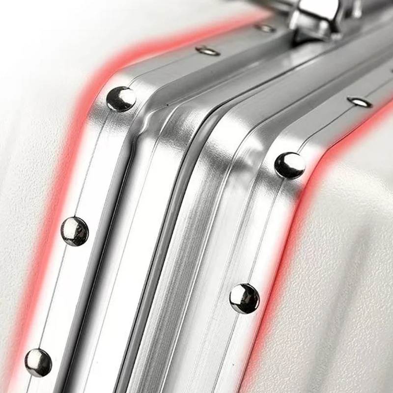 حقيبة سفر بإطار ألومنيوم محدثة - مراجعة Aluminum Frame Carry On Luggage وسعره